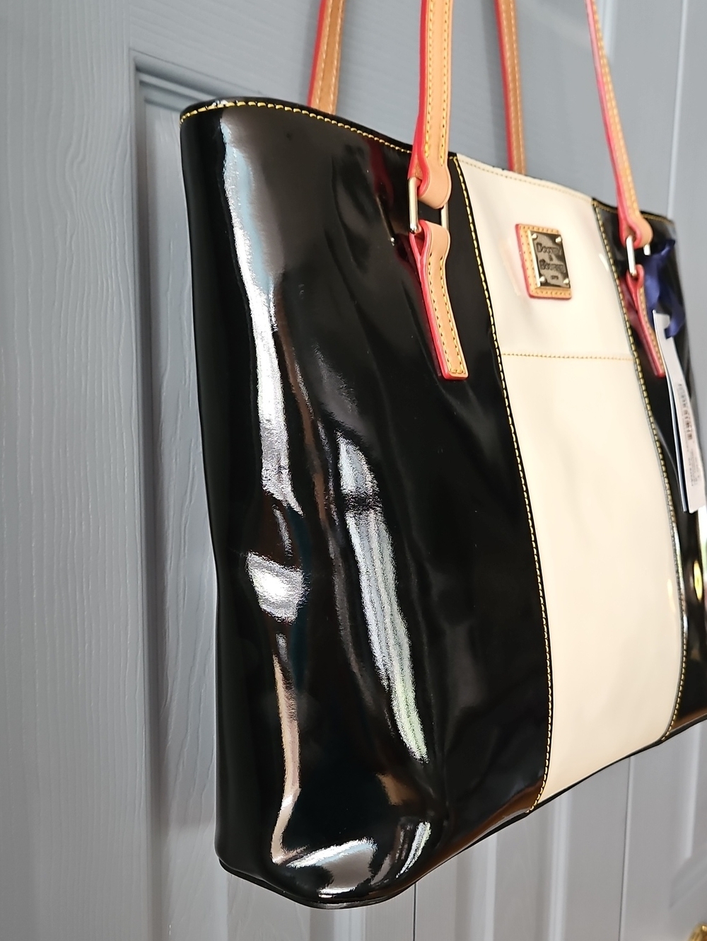 Dooney & Bourke Black & (Off) White Patent Leather Lexington Shopper - Picture 4 of 16